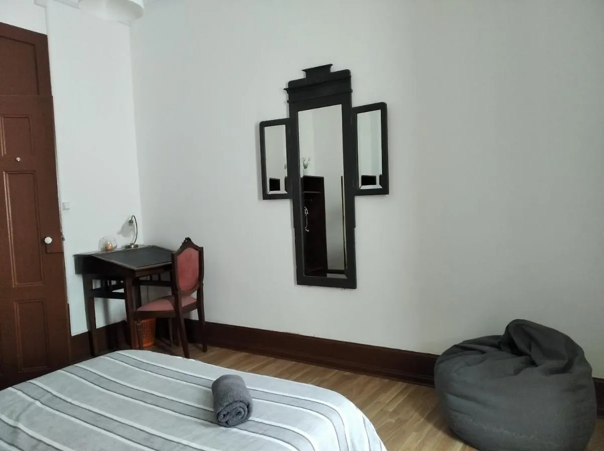 Quarto & Pasta Guesthouse Coimbra Gæstehus